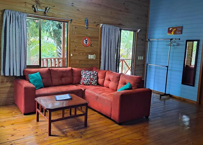 Cabinas Costa Tropicana