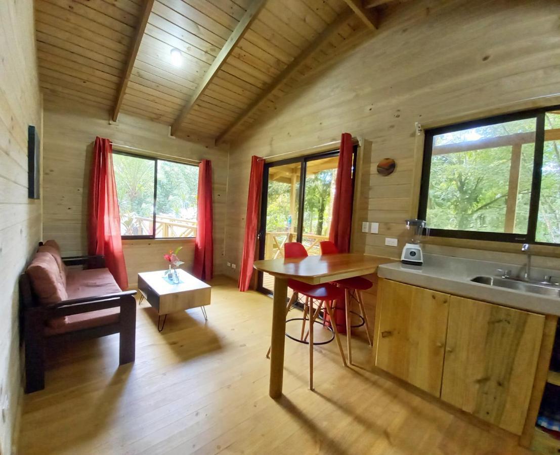 Lodge Cabinas Costa Tropicana