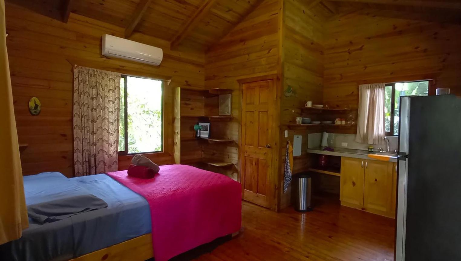 Cabinas Costa Tropicana Lodge Uvita
