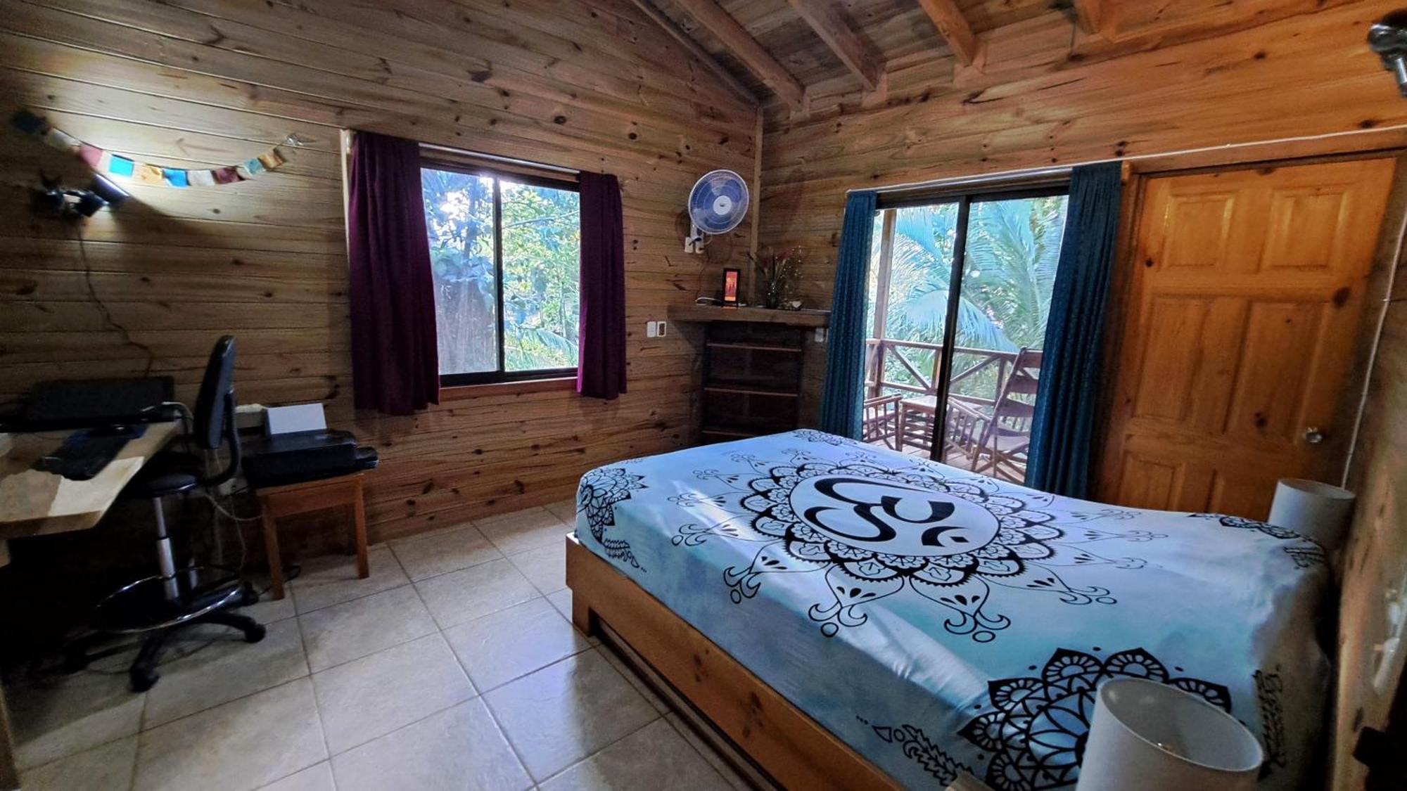 Cabinas Costa Tropicana Lodge Uvita